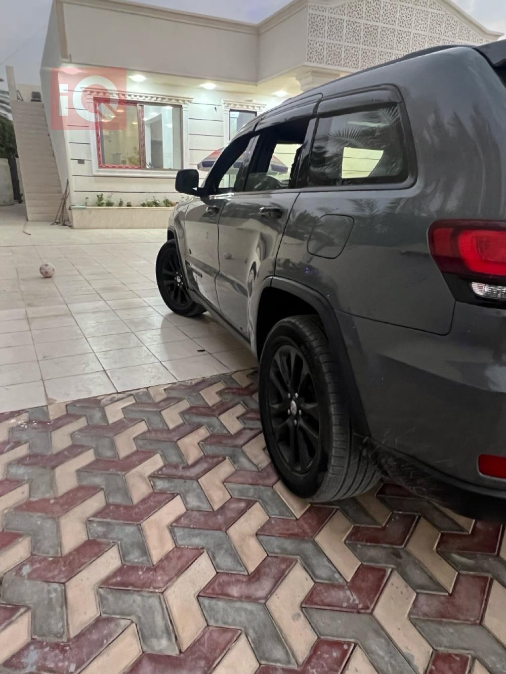 جيب جراند شيروكي